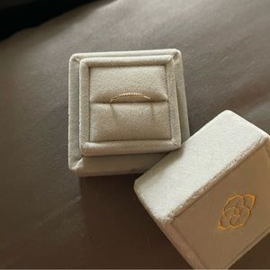 Kendra Scott Mila band ring